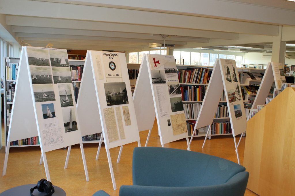 Udstillingen kunne ses på Biblioteket resten af november måned